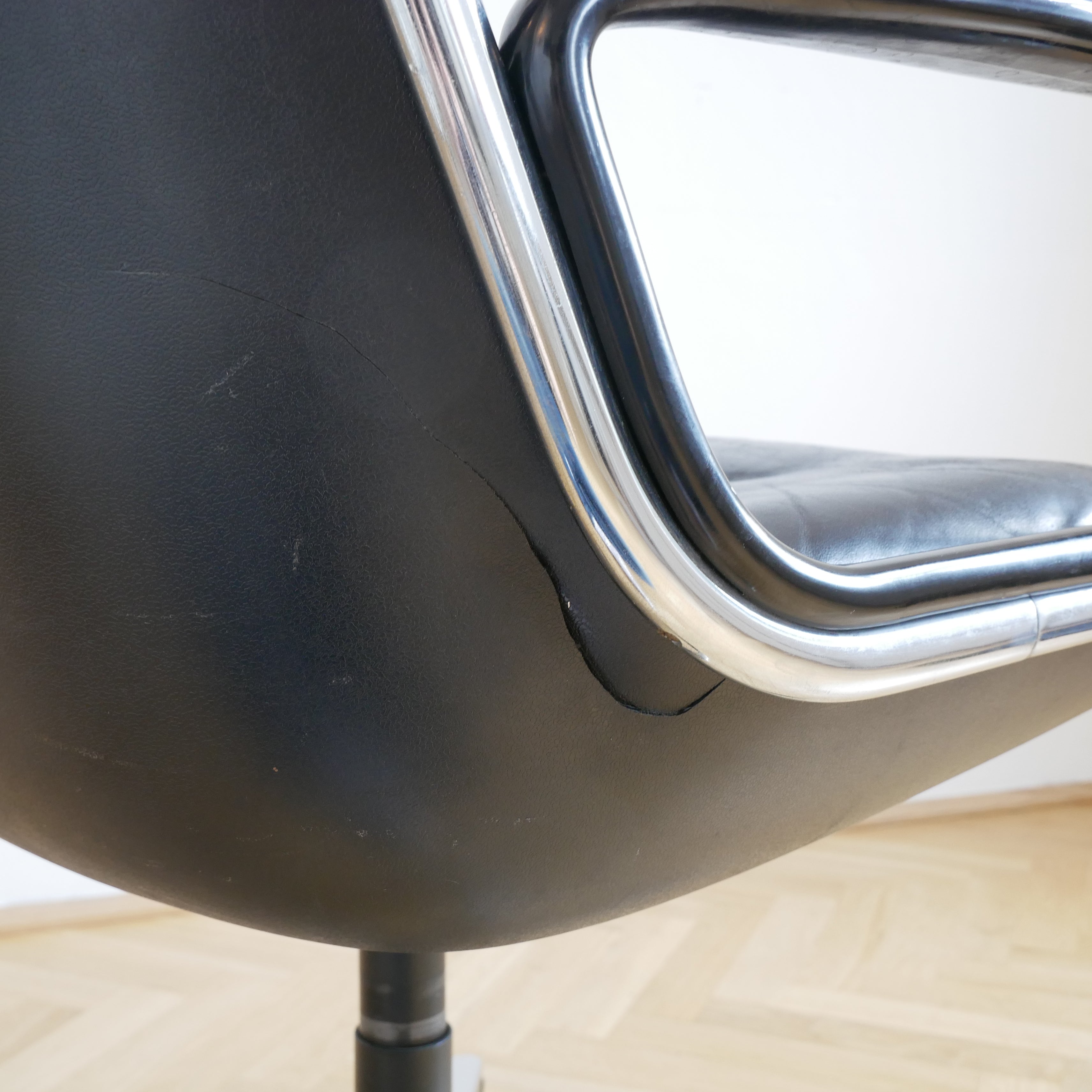 Knoll Pollock Chair - Schwarz