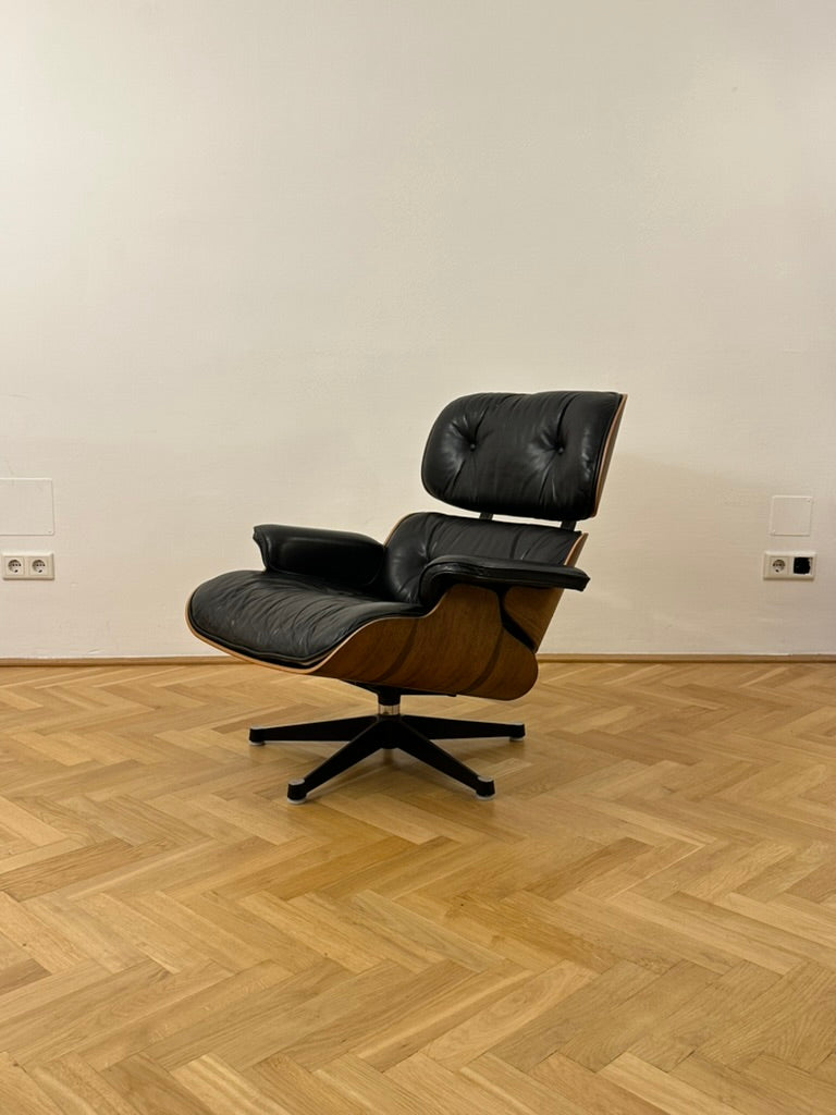 Vitra Eames Lounge Chair