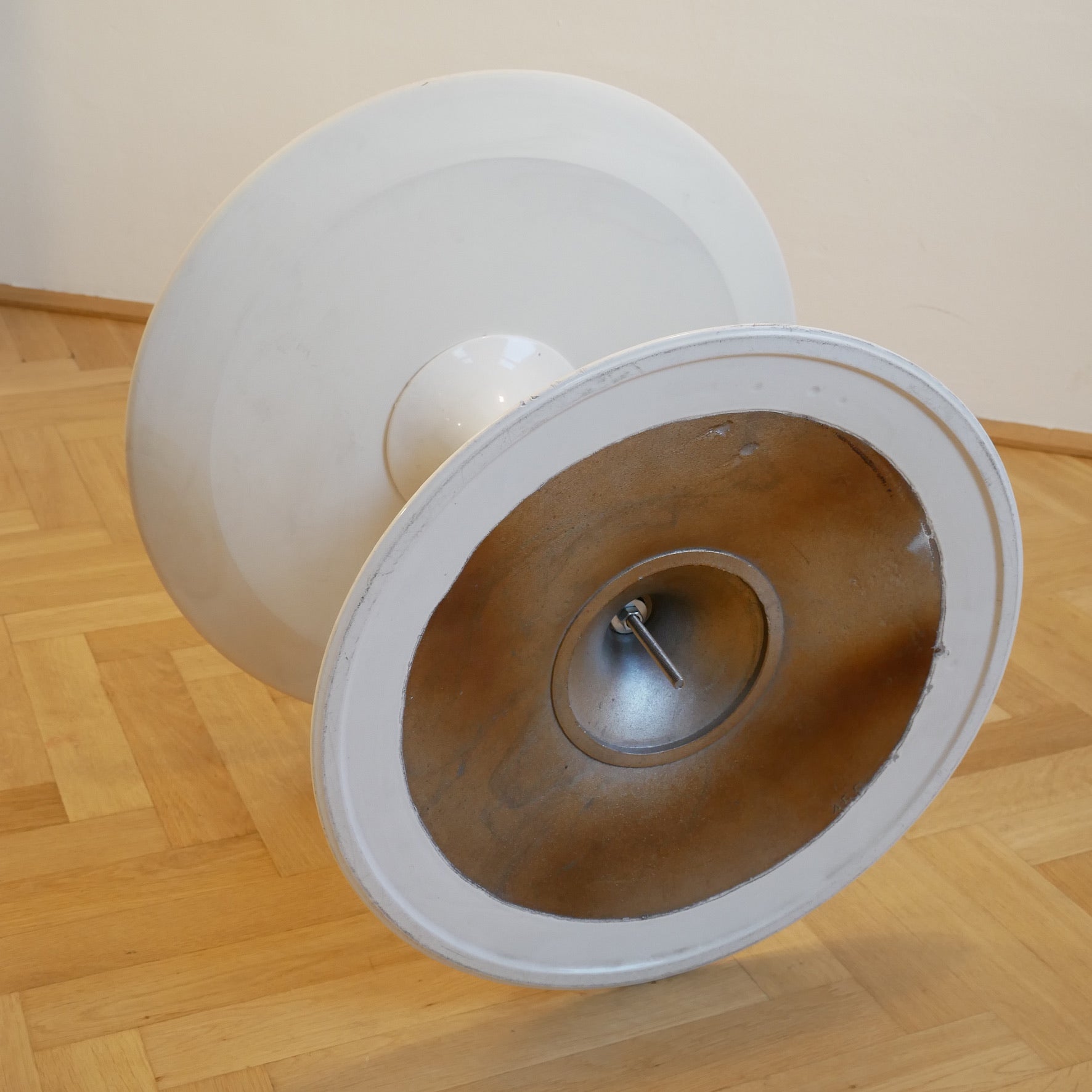 Knoll Tulip Couchtisch - Weiß