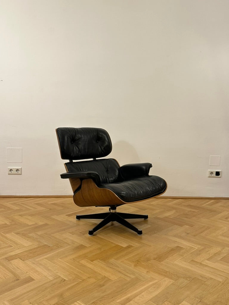 Vitra Eames Lounge Chair