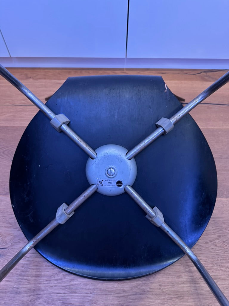 Fritz Hansen Serie 7