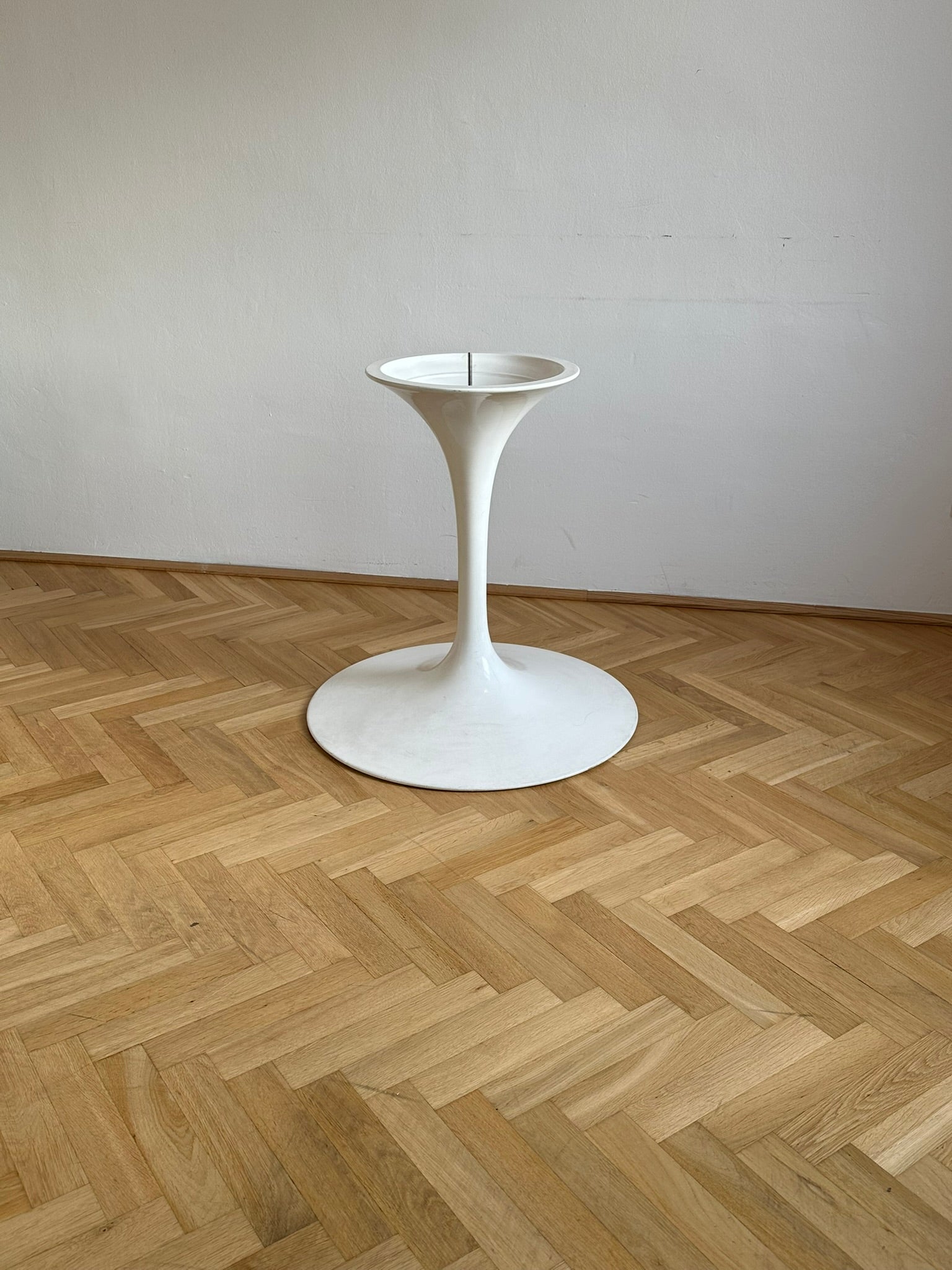 Knoll Tulip Saarinen Esstisch - Marmor Weiß