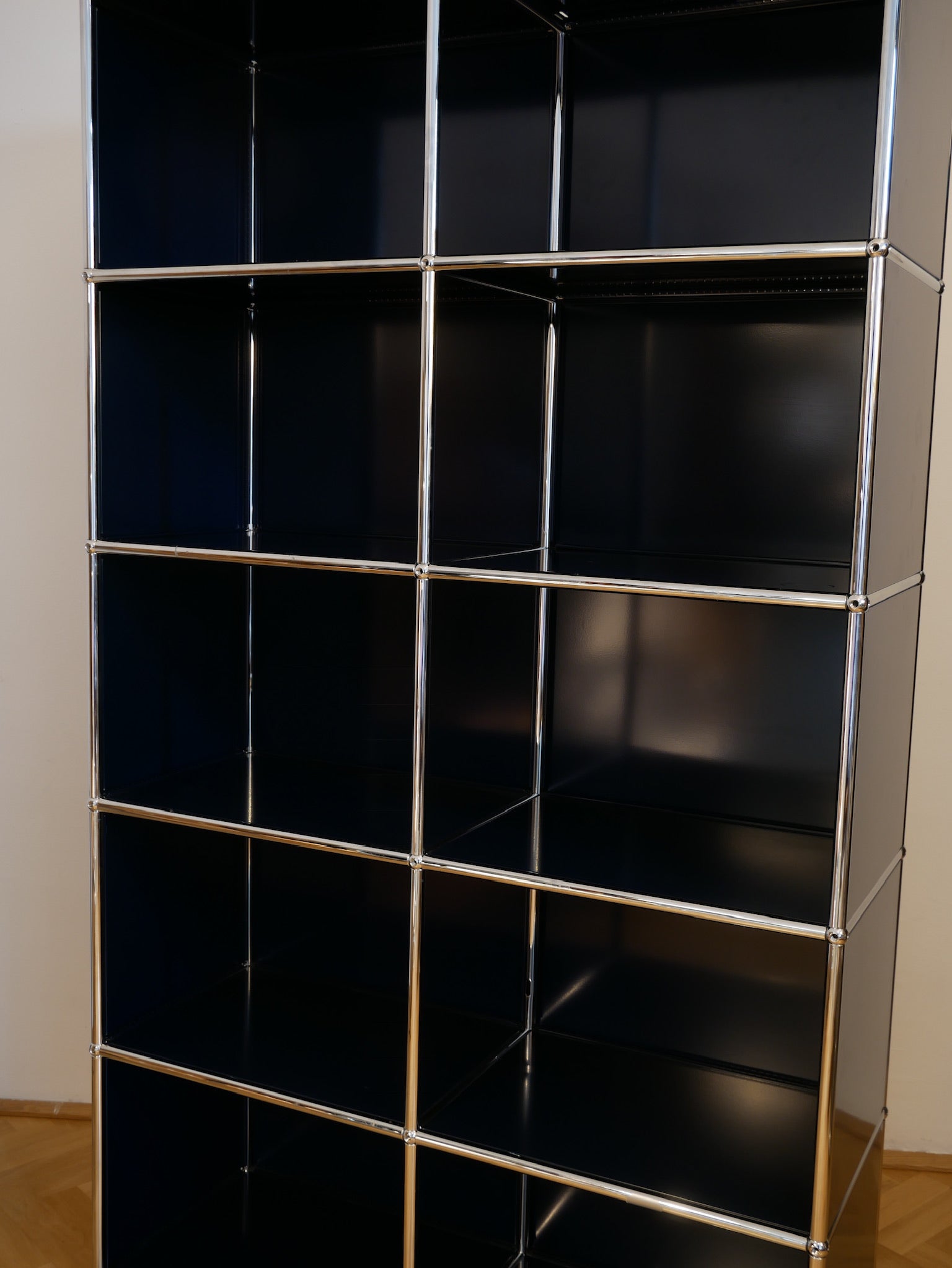 USM Haller Hochregal - Dunkelblau