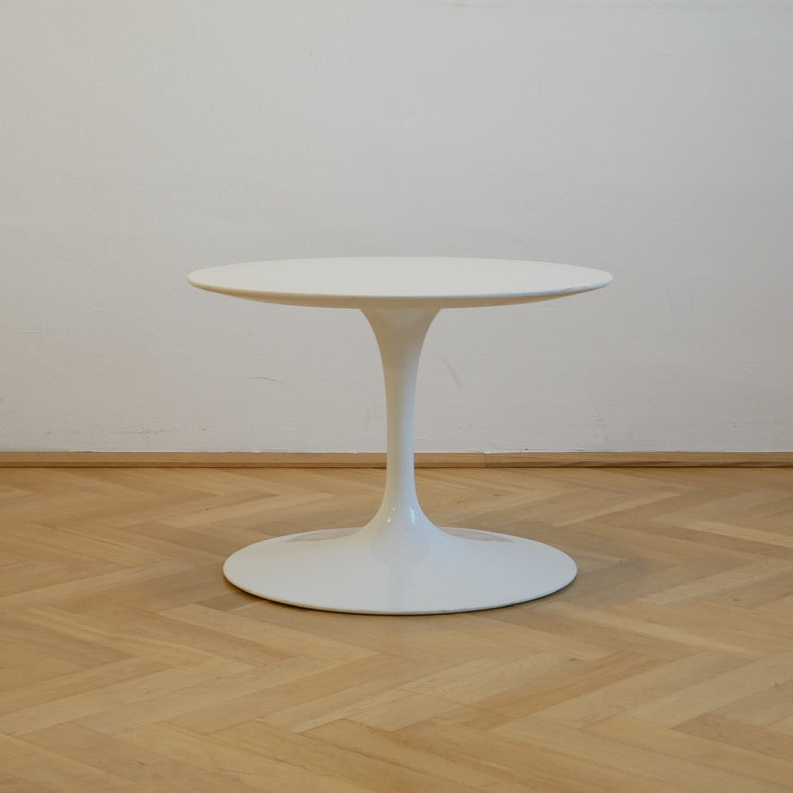 Knoll Tulip Couchtisch - Weiß