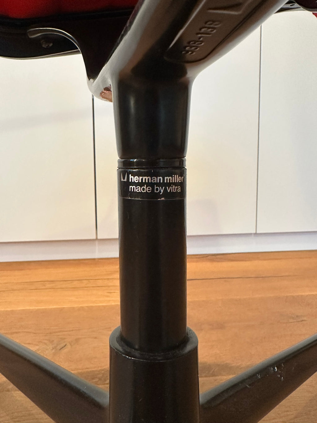 Vitra Herman Miller EA 108 Hopsak