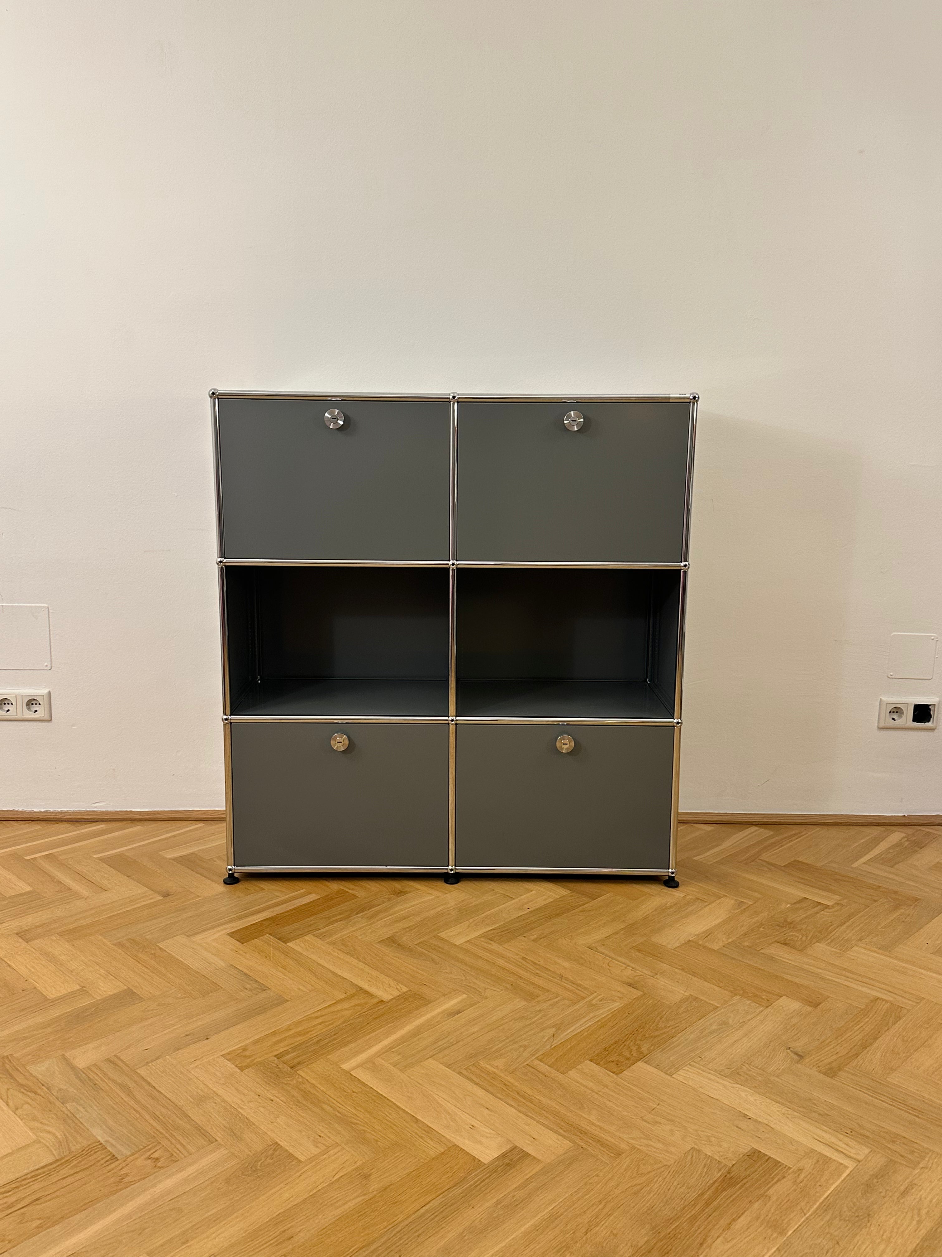 USM Haller Highboard