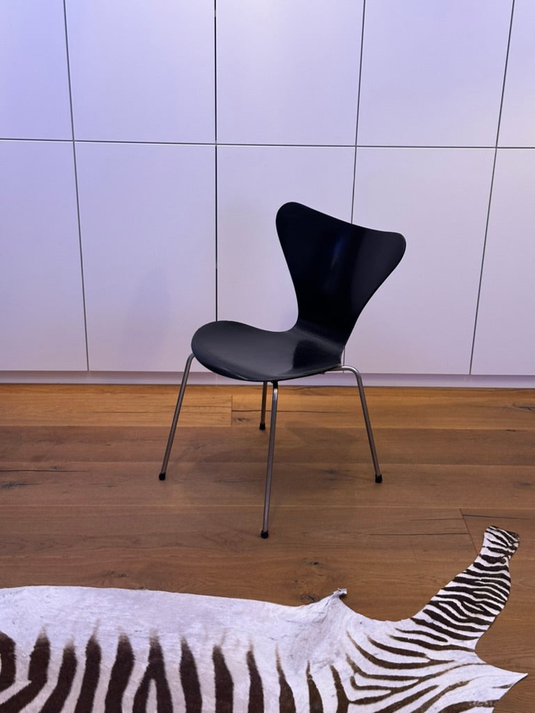 Fritz Hansen Serie 7