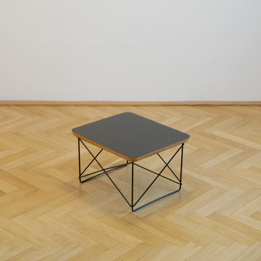 Vitra Occasional Tisch - Schwarz - weitere Ansicht