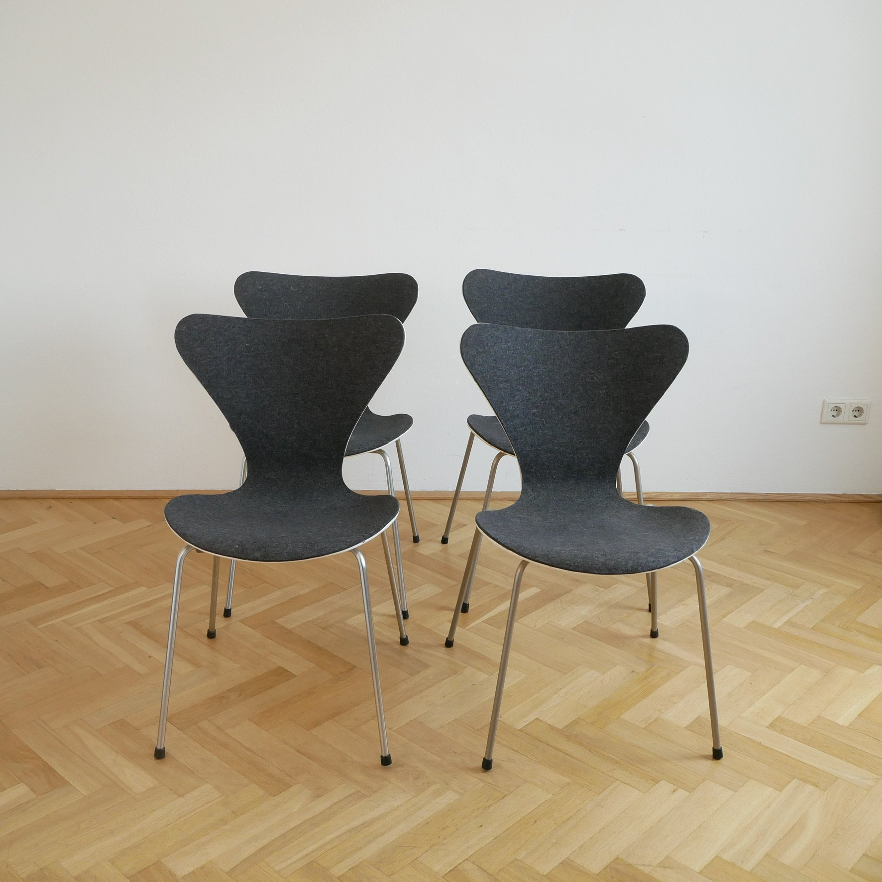 Fritz Hansen Serie 7 Stühle - 4er Set - weitere Ansicht